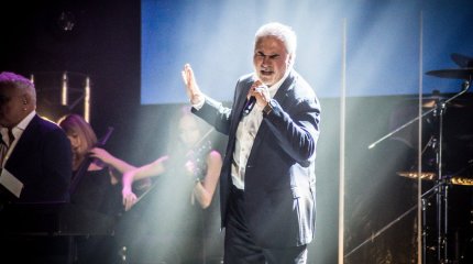Бұл қарапайым ғана заманауи қала емес: Валерий Меладзе Астананың сұлулығына тамсанды