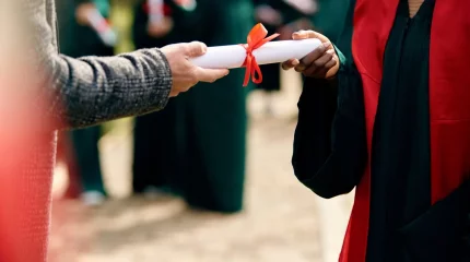 Жамбыл облысында бір жыл бойы жалған дипломмен балаларды оқытқан