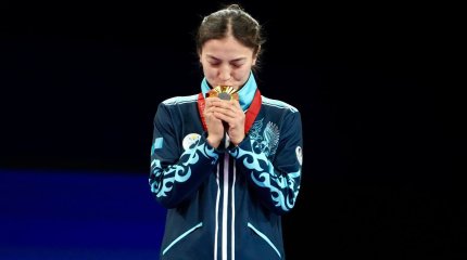 Касым-Жомарт Токаев поздравил Акмарал Науатбек с золотой медалью Паралимпиады