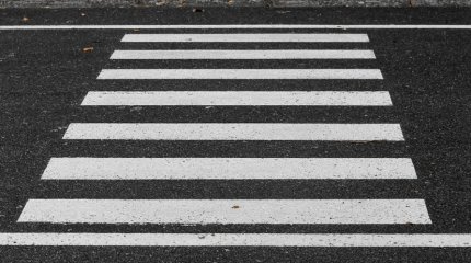 Школьница попала под колеса авто на пешеходном переходе в Семее