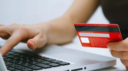 Бірінші сынып оқушысы ата-анасының атына несие рәсімдеген