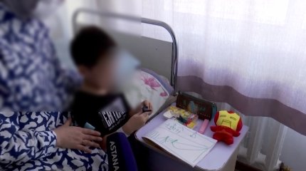 Четырёхлетний мальчик сорвался с высоты в детском центре Павлодара