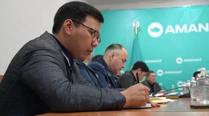 В Уральске прошла встреча мажилисмена с представителями правоохранительных органов