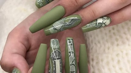 Девы, поработайте над имиджем, у Рыб удача с деньгами: гороскоп на вторник, 14 января