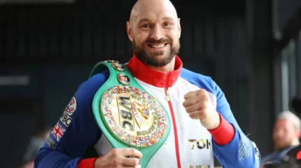 Танымал боксшы Тайсон Фьюри мансабын аяқтағанын мәлімдеді