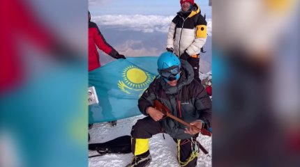 Африка көгінде қазақтың домбырасы күмбірледі