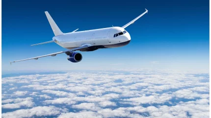 Жолаушы ұшақтары әуе апатын болдырмау үшін жерсерік сынықтарынан «қашқан»