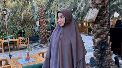 Қазақстандық әнші Сауд Арабиясына аттанды