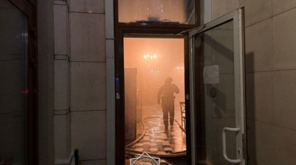 Фитнес-центр загорелся в многоэтажном доме в Астане