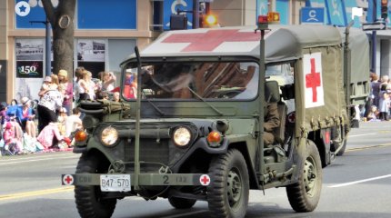 Боевики ХАМАС передали израильских заложников Красному Кресту