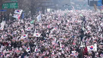 Оңтүстік Кореяда бұрынғы президенттің жақтастары сотта бүлік шығарды