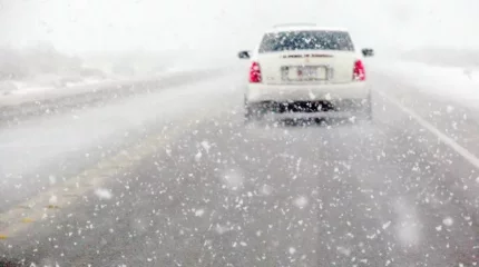Об опасных условиях на дорогах 14 регионов Казахстана предупредили водителей