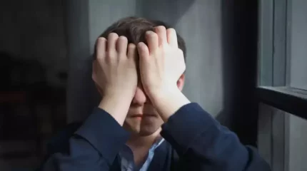 Алматылық оқушы үйінің жанында асылып өлді