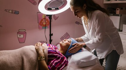 Павлодарда сұлу болғысы келген әйел абайсызда алаяқтарға алданды