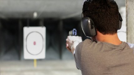 Астанада 19 жастағы жігіт тапаншамен атылып өлді