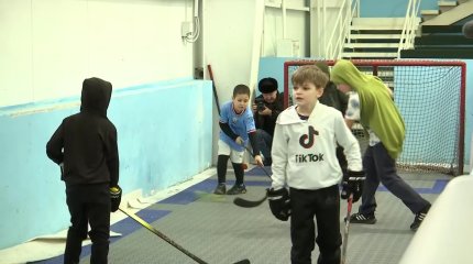 Сотни юных хоккеистов и фигуристов остались без тренировок в Актобе