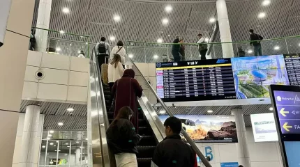 Әуежайда түкірген Қытай азаматы айыппұл арқалап, рейстен түсірілді