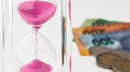 Новый источник дохода откроют Козероги, большая сумма денег ждёт Водолеев: гороскоп на среду, 22 января