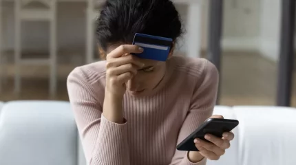 Криптовалюта арқылы табыc таппақ болған әйел 6 млн теңгесінен айырылды