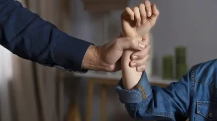 Күйеуі мен енесі ұрып-соққан жас келін ауруханада көз жұмды