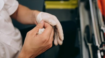 В Казахстане хотят ужесточить наказание за нападение на медиков