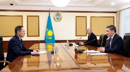 Олжас Бектенов обсудил с Послом КНР вопросы торгово-экономического сотрудничества