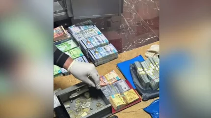 «Арақ істеп, 13 көлік сатып алған»: Шымкентте ерлі-зайыпты Қарсеновтер 11 жылға сотталып кетті
