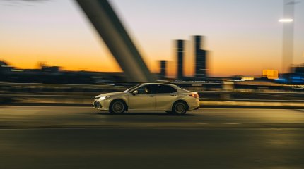 Токаев поручил решить проблему пробок в Астане