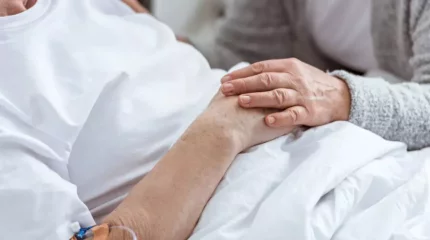 Үндістанда жұмбақ аурудан 16 адам қайтыс болды