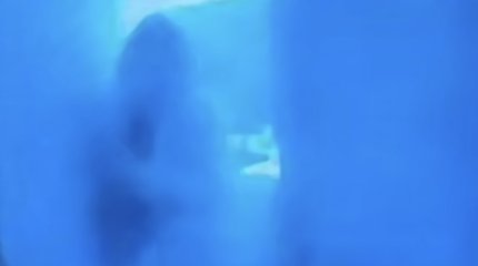 Более 100 человек спасли из горящего дома в Семее