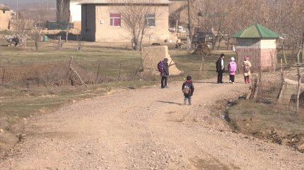 «Көзіме еріксіз жас келеді»: Депутатты кім жылатты?