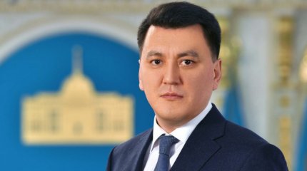 Ерлан Қарин Мемлекет басшысы берген сұхбаттың маңызды тұстарын атады