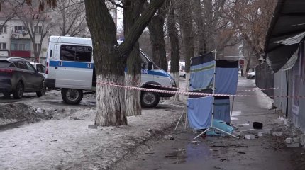 Кирпич упал на голову жителю Уральска: чиновники проверят строительные объекты в городе