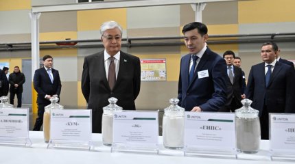 Президент ознакомился с объектами строительной отрасли Астаны