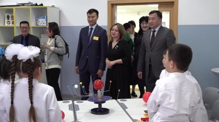 «AMANAT» фракциясының мүшелері өңірлерге барып, кәсіпорындардың жұмысымен танысты