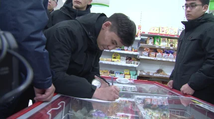 В столице выявили факт продажи алкоголя несовершеннолетнему