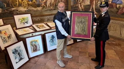 В Италии изъяли 21 подделку произведений Сальвадора Дали