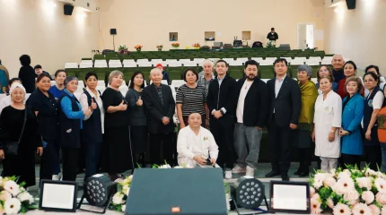 «Бақыт құшағында» қазақша джубокс-мюзиклы тұсауксерге дейін қарияларға көрсетілді