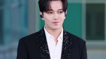 Димаш Кудайберген заставил Нью-Йорк петь гимн Казахстана стоя (ВИДЕО)