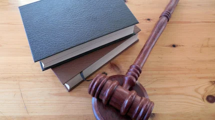 Суд в Восточном Казахстане оправдал мужчину по делу об «оскорблении» в мессенджере