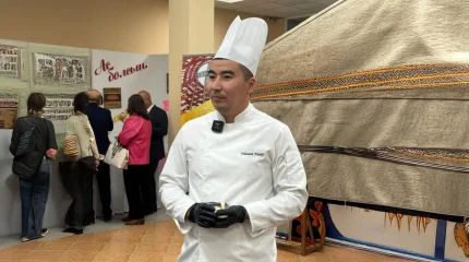 Маңғыстаулық педагог қазақтың ірімшігінен балмұздақ жасады