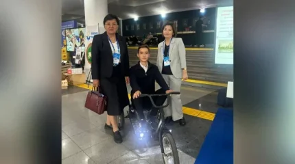 Астаналық оқушы жол таңдамайтын электронды велосипед ойлап шығарды