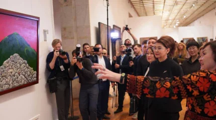 Третьяковка принимает искусство Казахстана