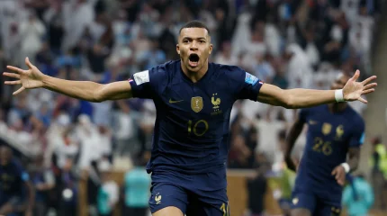 Мбаппе Әзербайжанмен болған матчта тағы да жарақат алды