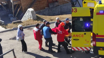 Туристка из КНР повредила спину в горах Алматы