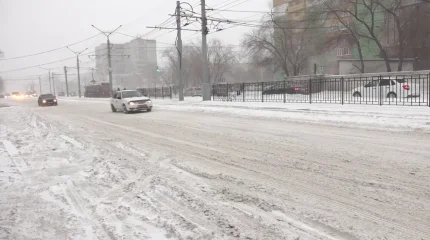 Почти 150 человек обратились в травмпункты Павлодара из-за внезапно образовавшегося гололёда