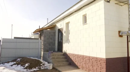 На плесень, сырость и проблемы с электричеством жалуются жители арендных домов в Павлодаре