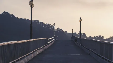 Трагедия в Астане: 18-летняя девушка погибла, спрыгнув с моста