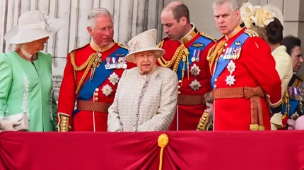 Британскому принцу Эндрю запретят появляться на всех королевских мероприятиях