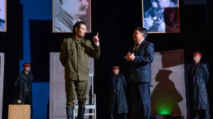 Республика күніне орай тегін қойылым ұсынады